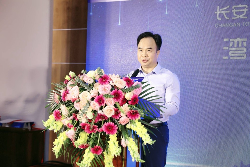 长安高协会长江新红讲话.jpg